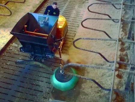 Emily MINI’DIS med sidekost - Brørup Traktor- & Maskincenter 