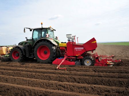 Køb APV luftsåmaskiner hos Brørup Traktor- & Maskincenter