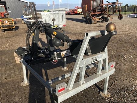 Armadis - Bjærgning - Brørup Traktor- & Maskincenter