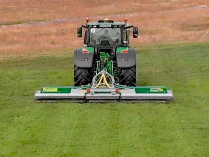 Major Landbrug / græs maskiner købes hos BTMC