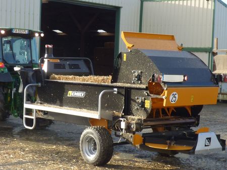 EMILY VULCANO - Brørup Traktor- & Maskincenter 