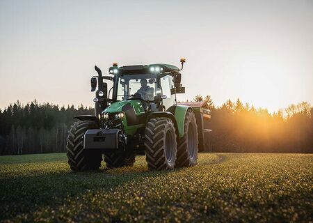 Deutz-Fahr Serie 5 - Traktor - Brørup Traktor- & Maskincenter