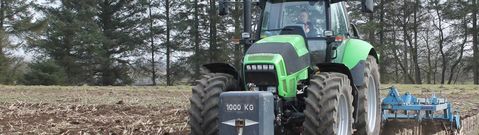 Køb traktoren Deutz-Fahr hos Brørup Traktor- & Maskincenter ApS